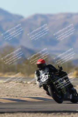 media/Dec-07-2025-CVMA (Sun) [[3e7d2de5dc]]/Race 12- Formula 40 MW and LW/